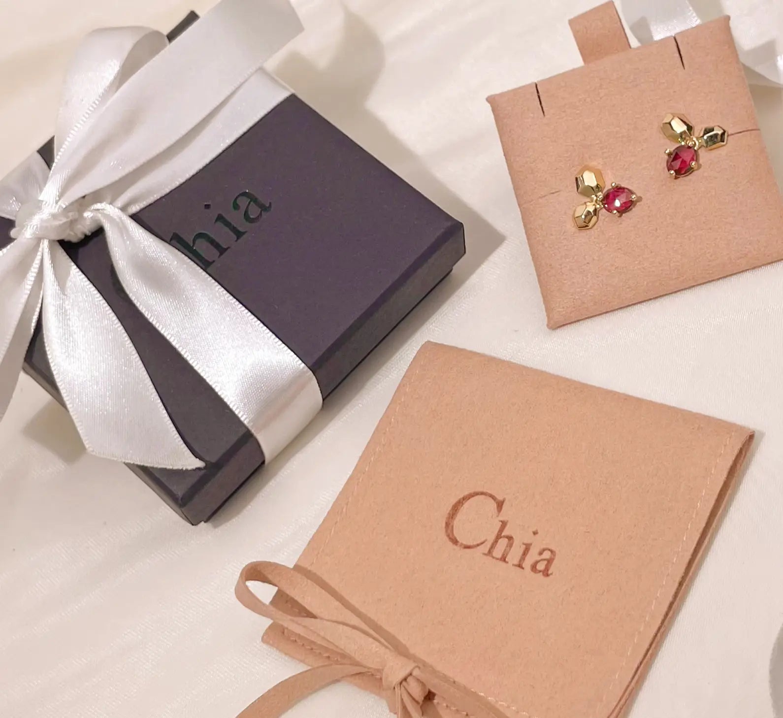 Elevate Your Style: Matching Earrings with Your Face Shape for Timeless Elegance