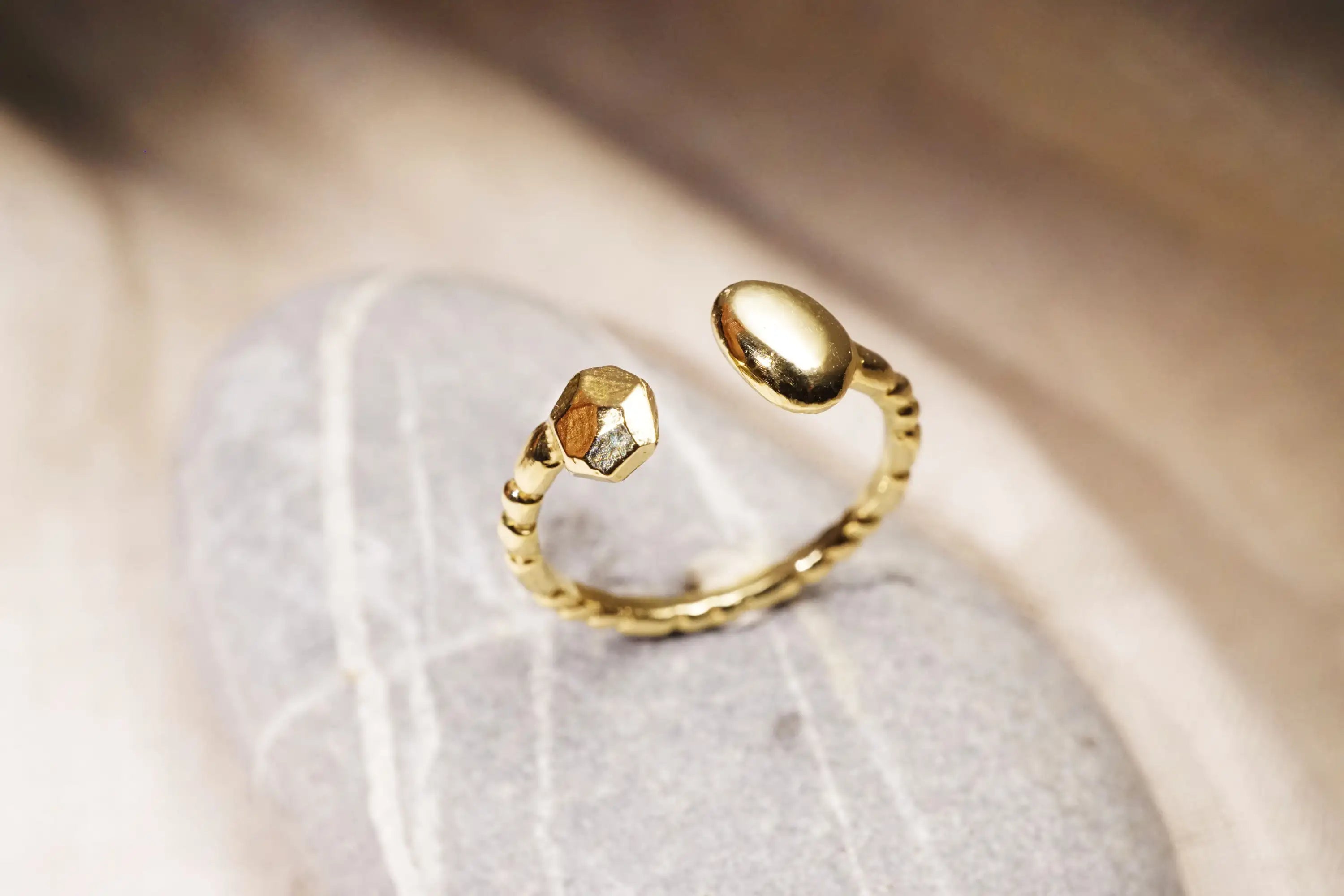 The Ultimate Guide to Adjustable Rings: Elevate Style and Celebrate Ve ...