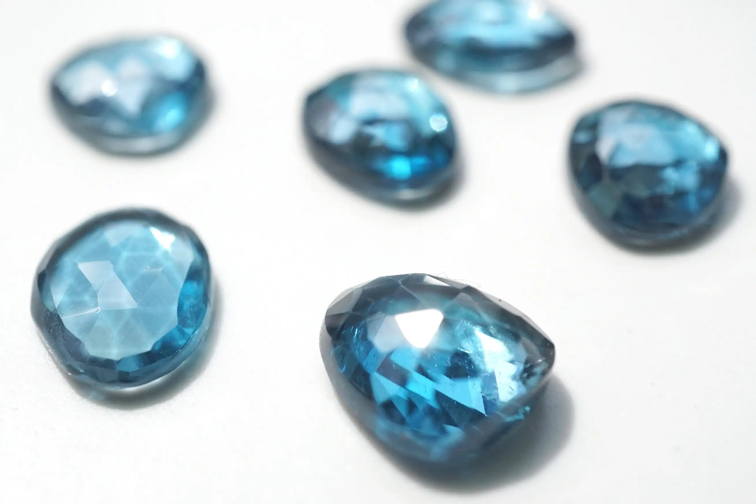 Topaz: A Gemstone of Courage, Strength, and Healing