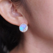 Chia Jewelry Guardian Fine Jewelry inspired by moon. Unique earrings with moonstone and  silver.