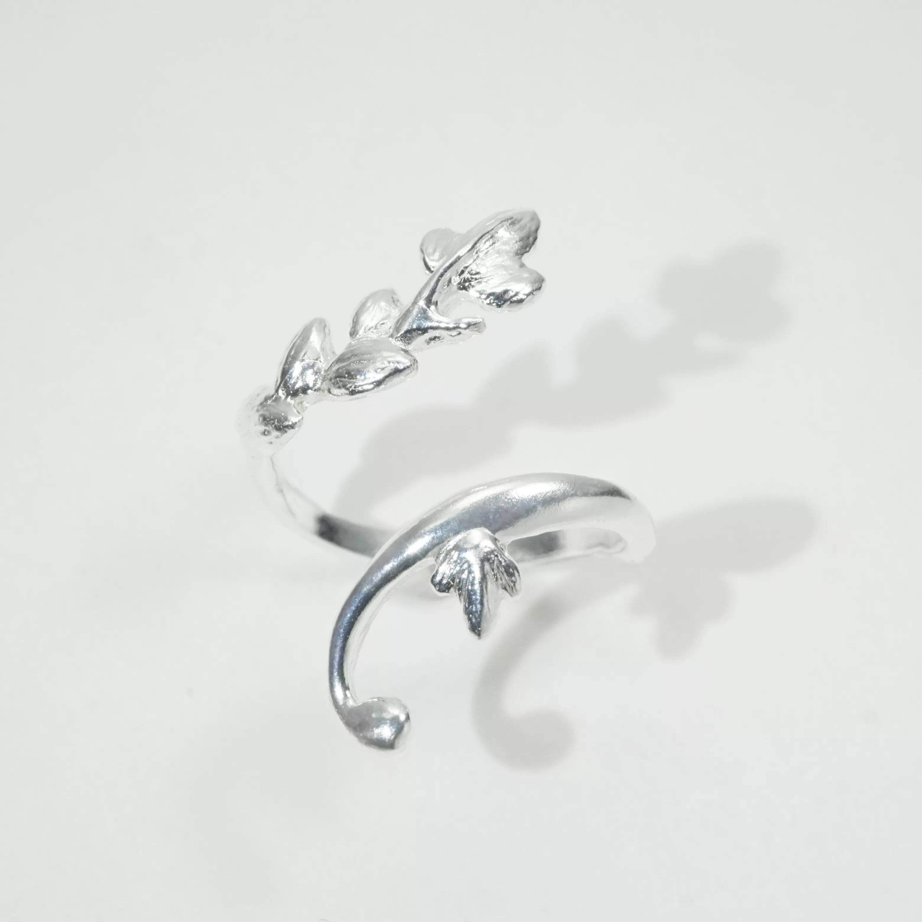 Adjustable Ivy Ring Inspired by Strength and Loyalty