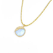 Chia Jewelry Guardian Fine Jewelry inspired by moon. Unique necklace with moonstone and  yellow gold.