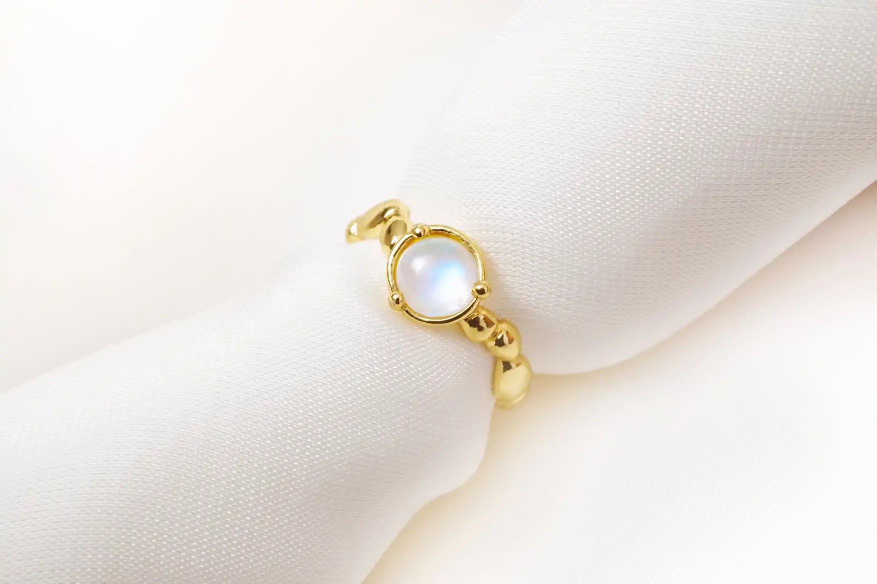 Chia Jewelry gem stones rings design collection.One of a kind gold moonstone simple and artistic bean pebbles statement ring.